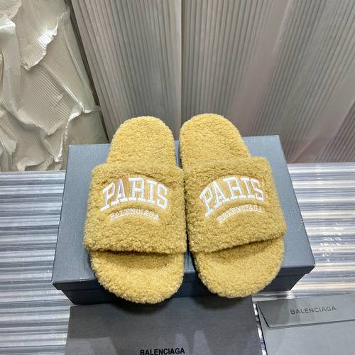 Picture of Balenciaga Shoes Women _SKUfw121164649fw